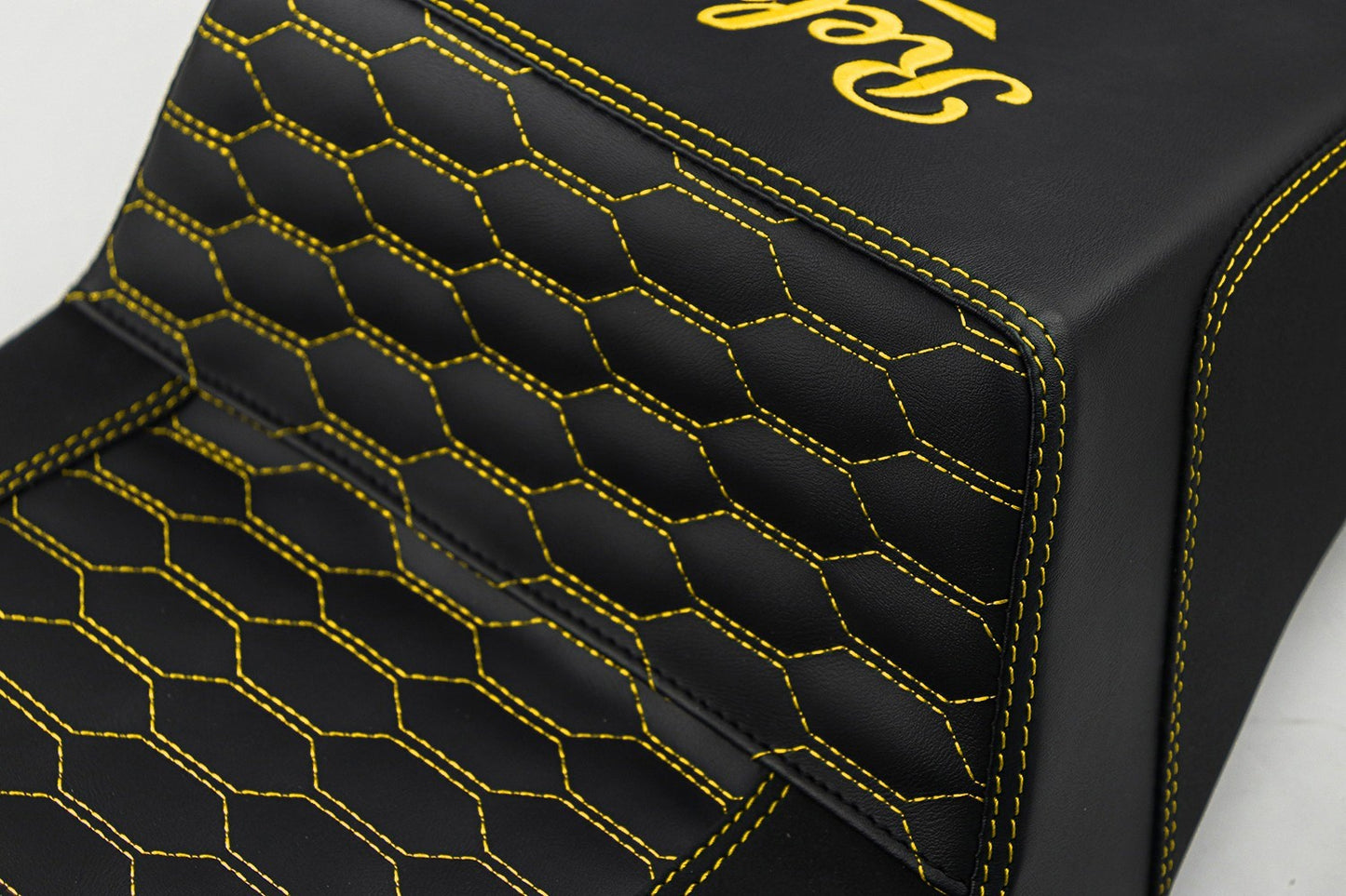 SEAT CUSHION BACKREST REPLACEMENT PINK THREAD V.24 FOR HONDA REBEL CMX 1100 2021-2025