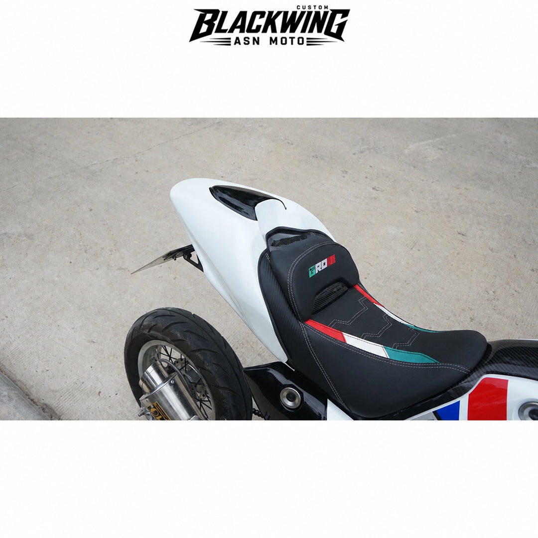 交換用デュアルカーボンシート ステッチブラック V.2 ホンダ グロム125 2021-2026年適合