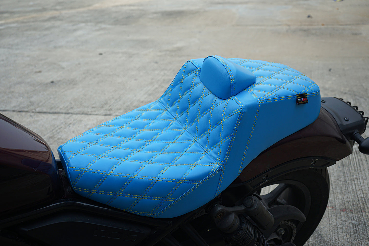 SEAT CUSHION BACKREST REPLACEMENT PINK THREAD V.32 FOR HONDA REBEL CMX 1100 2021-2025
