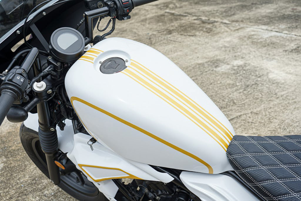 COVER FUEL OIL TANK WHITE V.3 FOR HONDA REBEL CMX 300&500 2017-2025