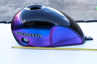 ครอบถังน้ำมันเชื้อเพลิง ลาย Black/Purple Effect V.21 สำหรับ Honda SCL CL 300 500 ปี 2023-2026