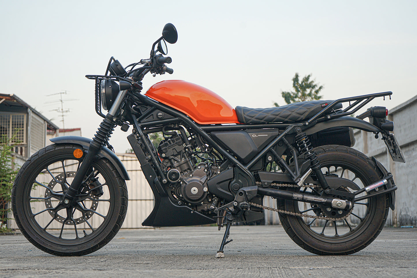 BLACK UNDER FAIRING COVER BELLY PAN ENGINE FOR HONDA SCL CL 300  2023 - 2025