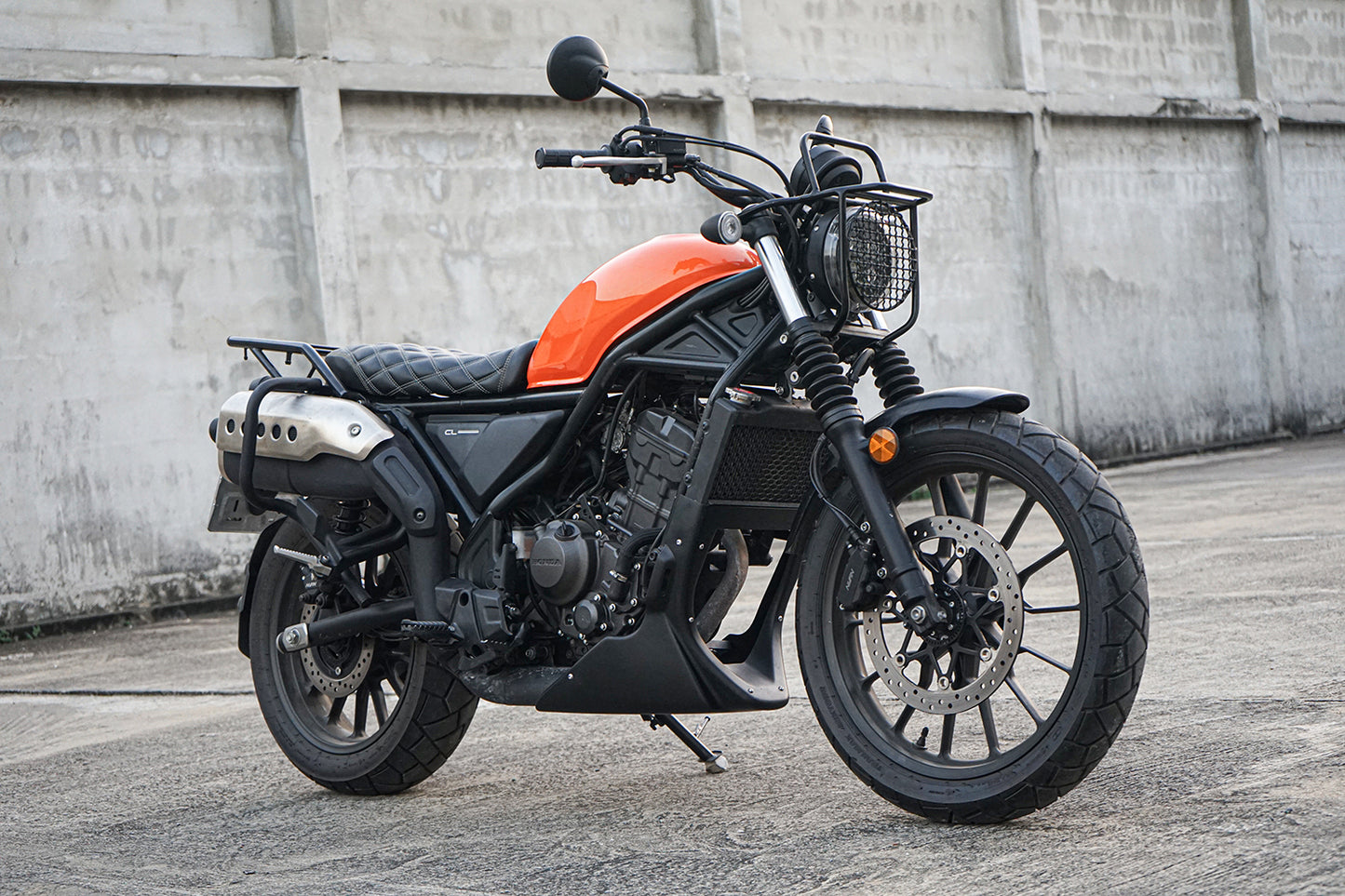 BLACK UNDER FAIRING COVER BELLY PAN ENGINE FOR HONDA SCL CL 300  2023 - 2025