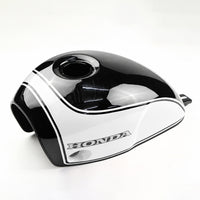 ฝาครอบถังน้ำมันเชื้อเพลิง สีดำ/ขาว V.18 สำหรับ Honda SCL CL 300 500 ปี 2023-2026